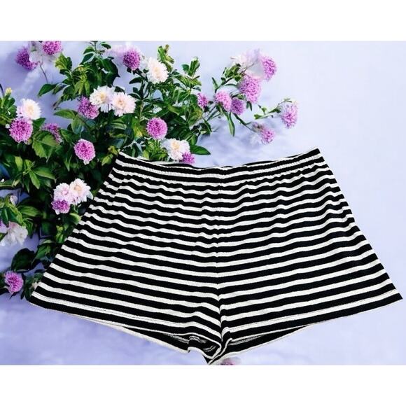 H&M Jersey Shorts Women's Sz XXL Black White Striped Pockets Stretch 3" Inseam - Picture 1 of 7